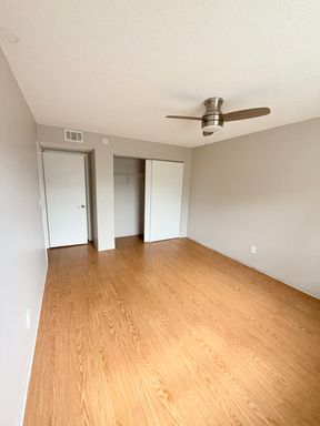 900 70th St. N - 109, St. Petersburg, FL 33710