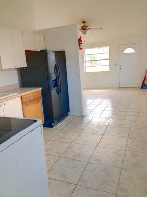 2306 30th Ave W, Bradenton, FL 34205