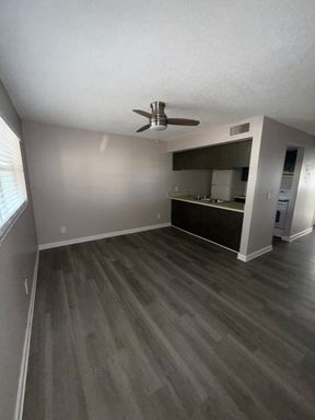 900 70th St. N - 106, St. Petersburg, FL 33710