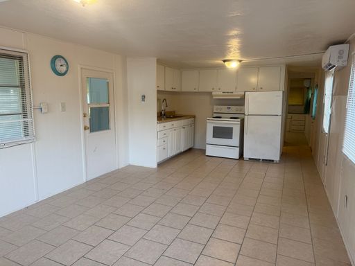 4116 7th St. E , Bradenton, FL 34208