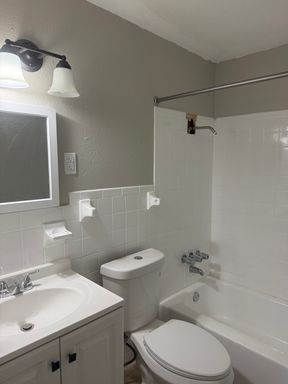 1200 12th Ave W, Unit B, Palmetto, FL 34221