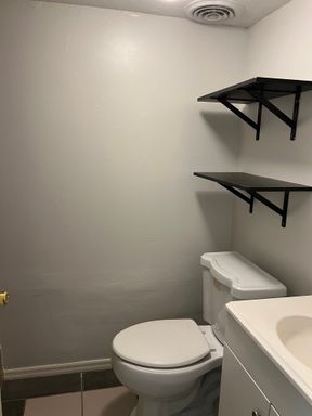 5831 13th St Ct E, Unit C, Bradenton, FL 34203