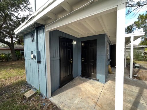 2821 Pershing Ave, Sarasota, FL 34234