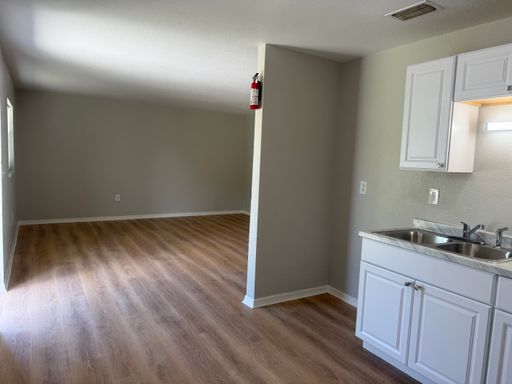 1022 Hagle Park Rd, Bradenton, FL 34212