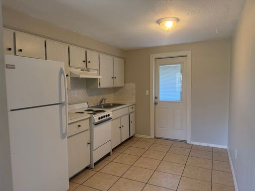 1208 12th Ave W, Unit B, Palmetto, FL 34221