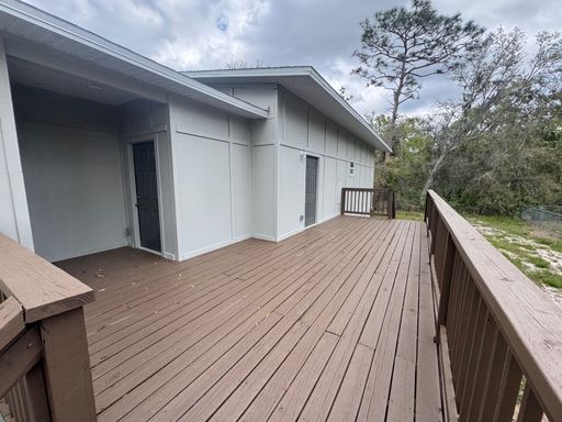 923 Hagle Park Rd, Bradenton, FL 34212