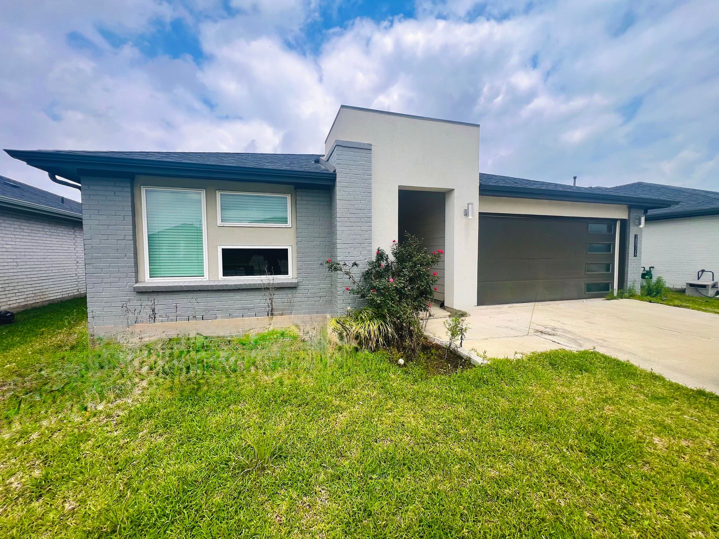 Katy House: 28926 Yukon River Court