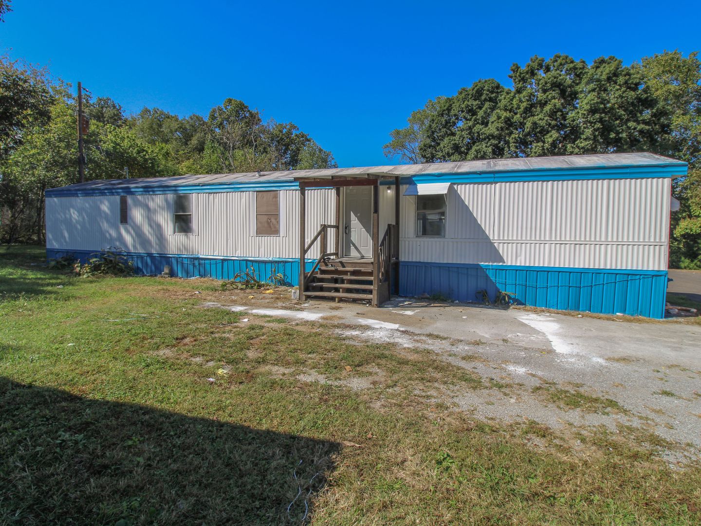 Updated Country Home Just Minutes from Fayetteville, TN