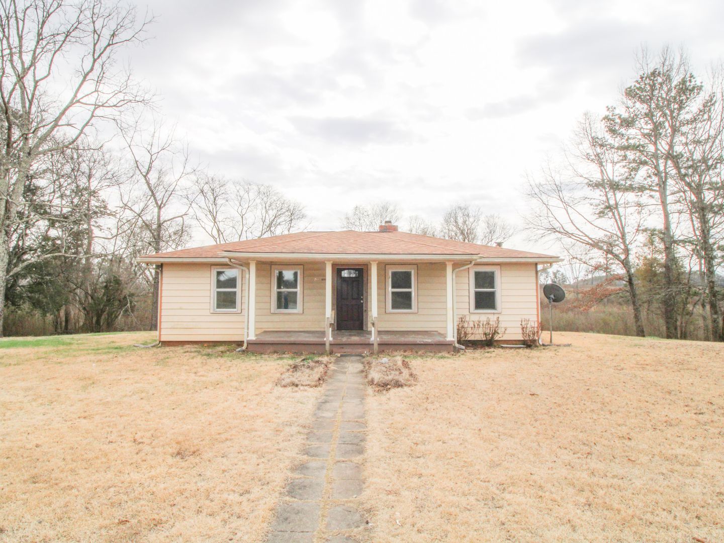 Athens House: 10300 Lentzville Road