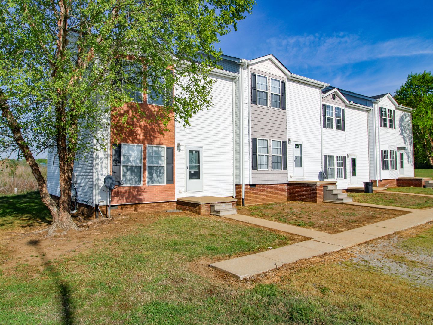 Pulaski Townhome: 124 Meadows Lane