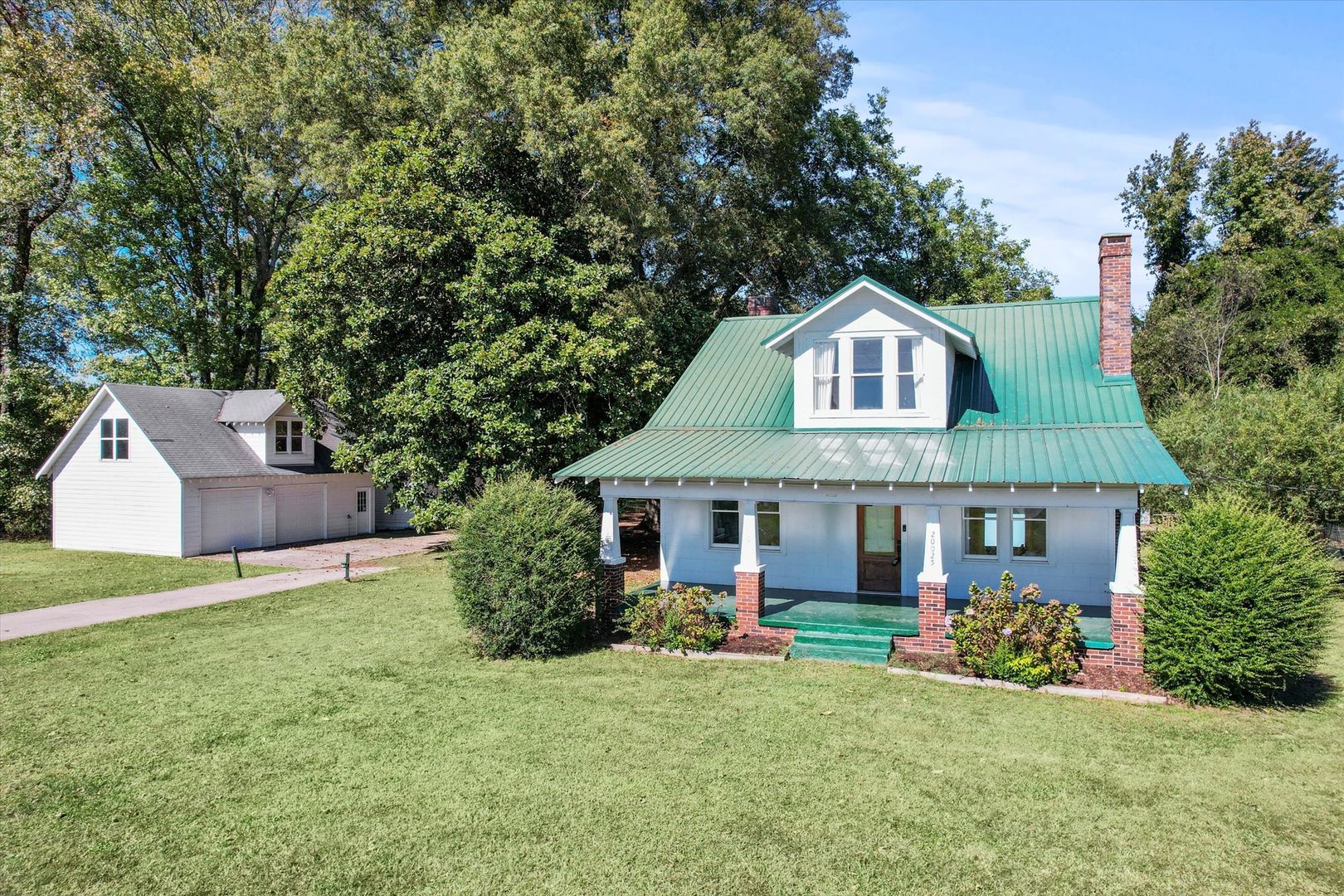 Tanner House: 20025 Huntsville Brownsferry Road