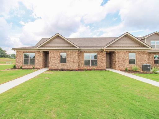 Lucas Ferry Town Homes! Cable, Internet & Lawn care Included! – photo 1