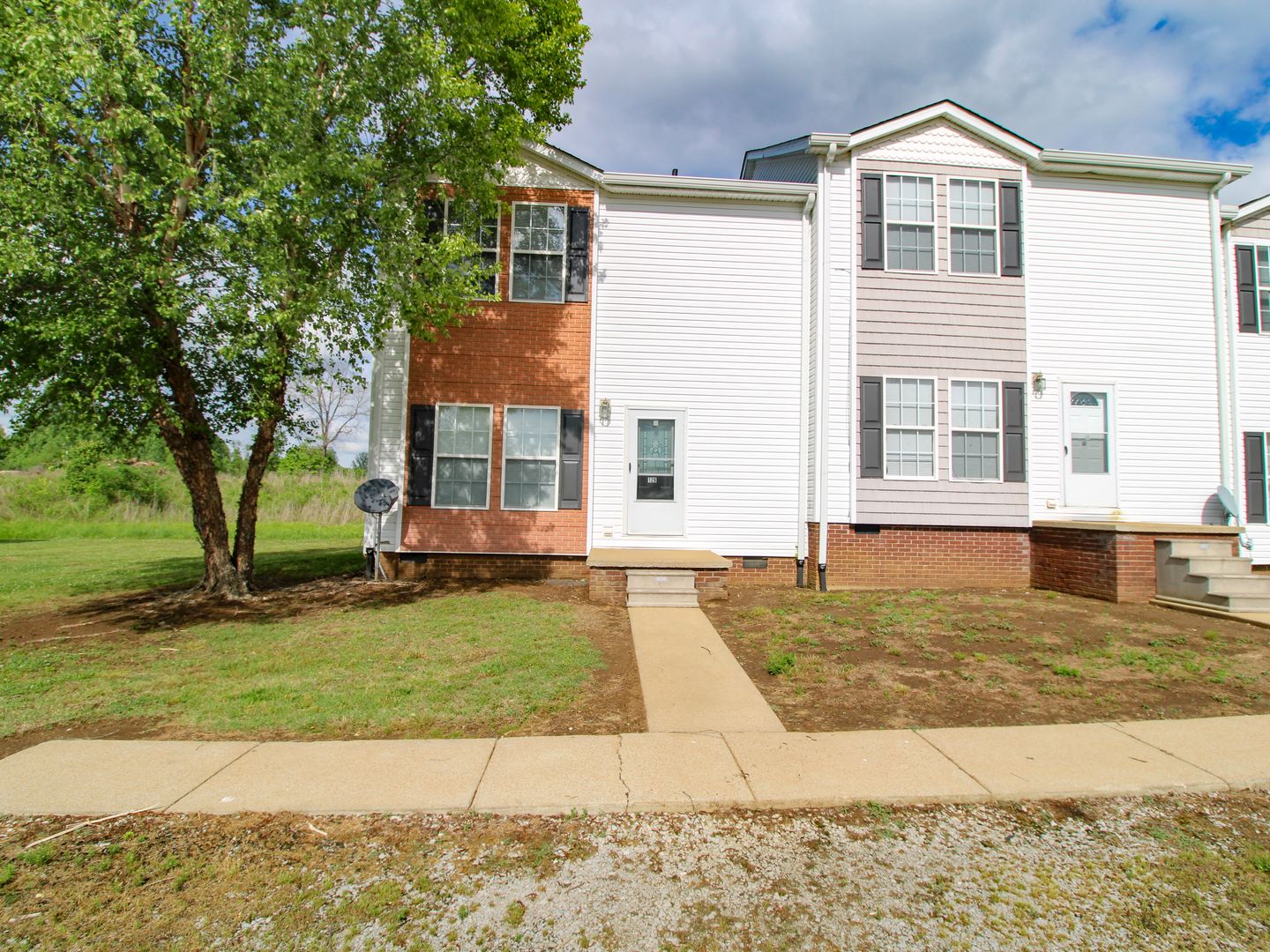 Pulaski Townhome: 126 Meadows Lane