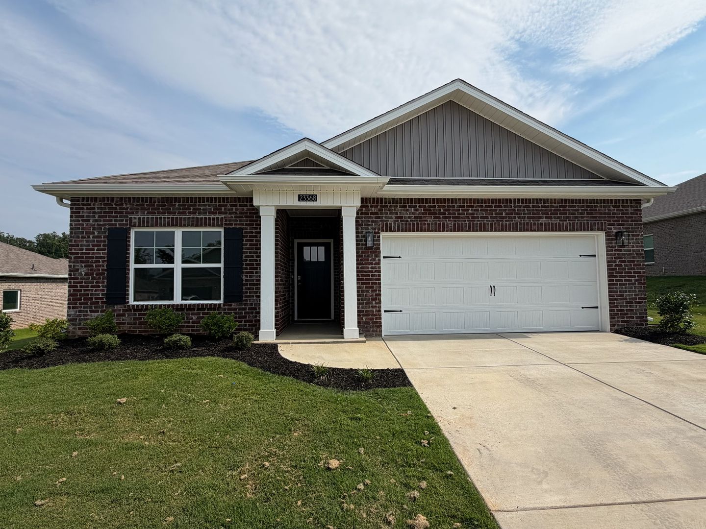 Athens House: 23368 Worcester Lane