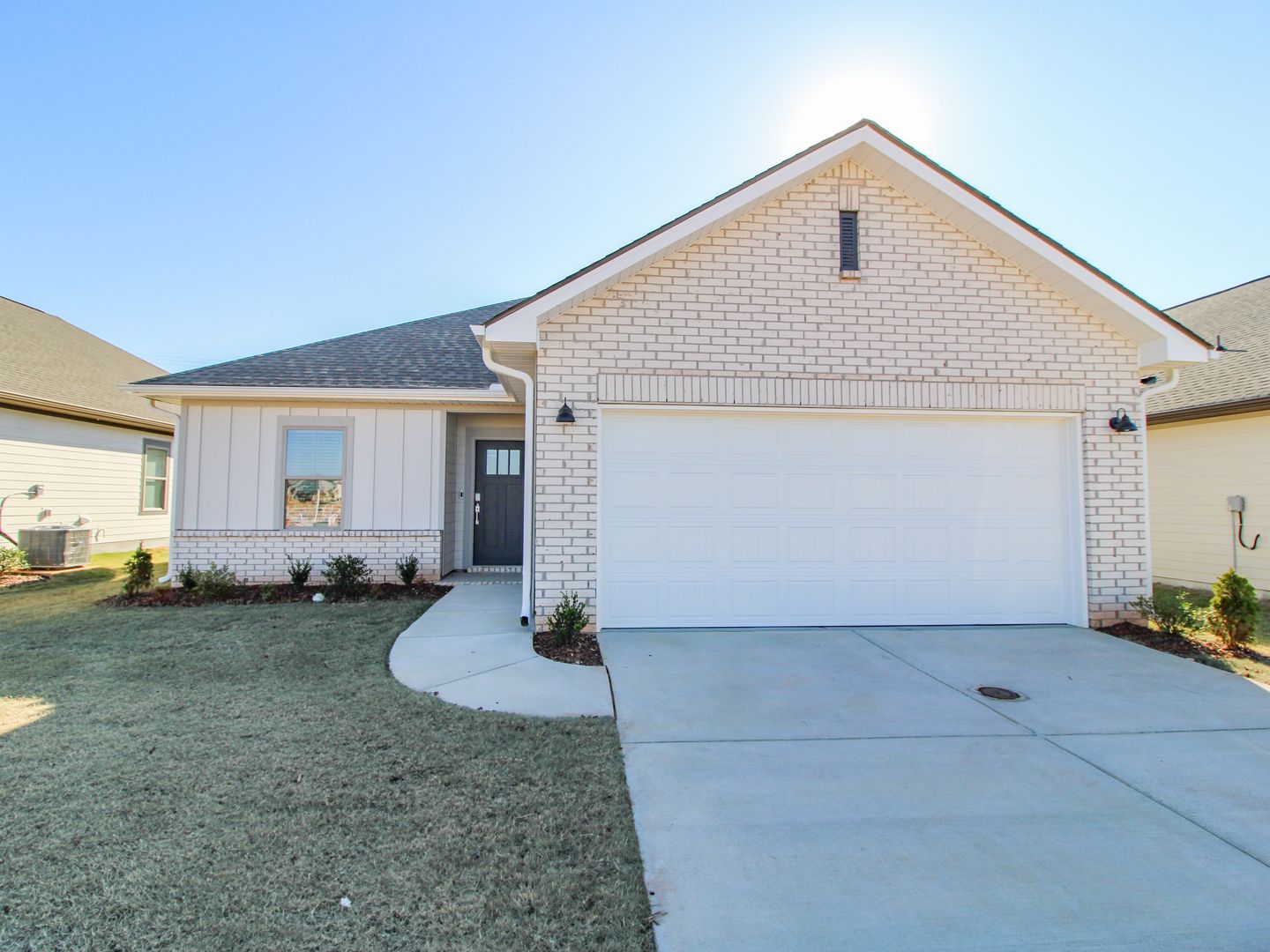 Athens House: 25392 Kenora Street