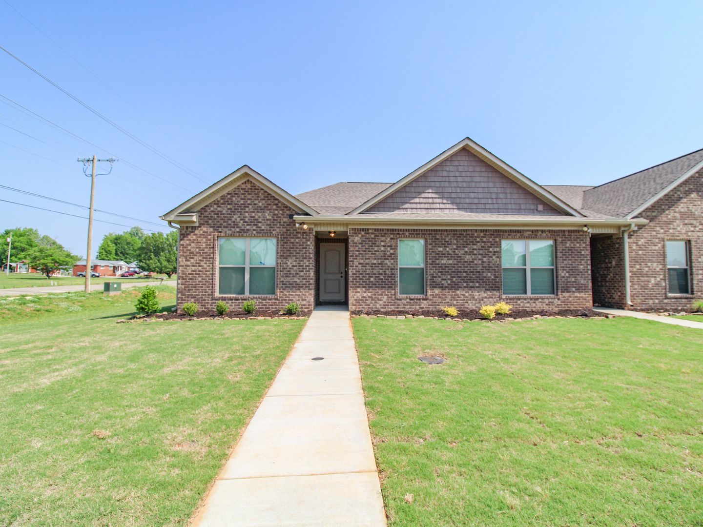 Athens Townhome: 18357 Mae Circle