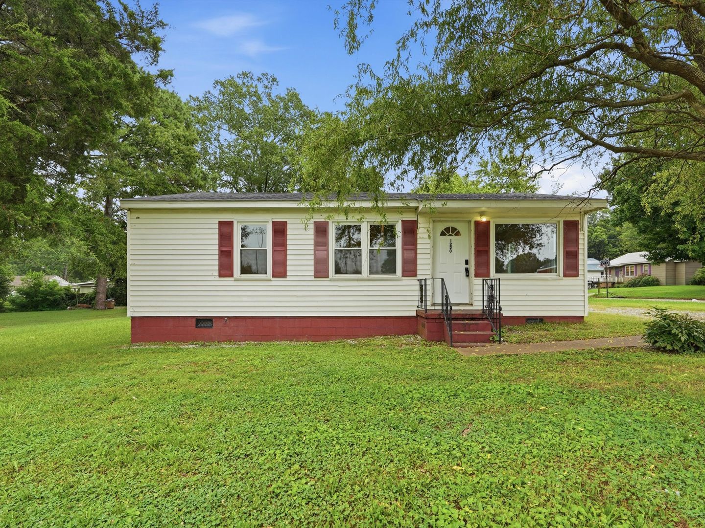Decatur House: 1220 19th Avenue SE