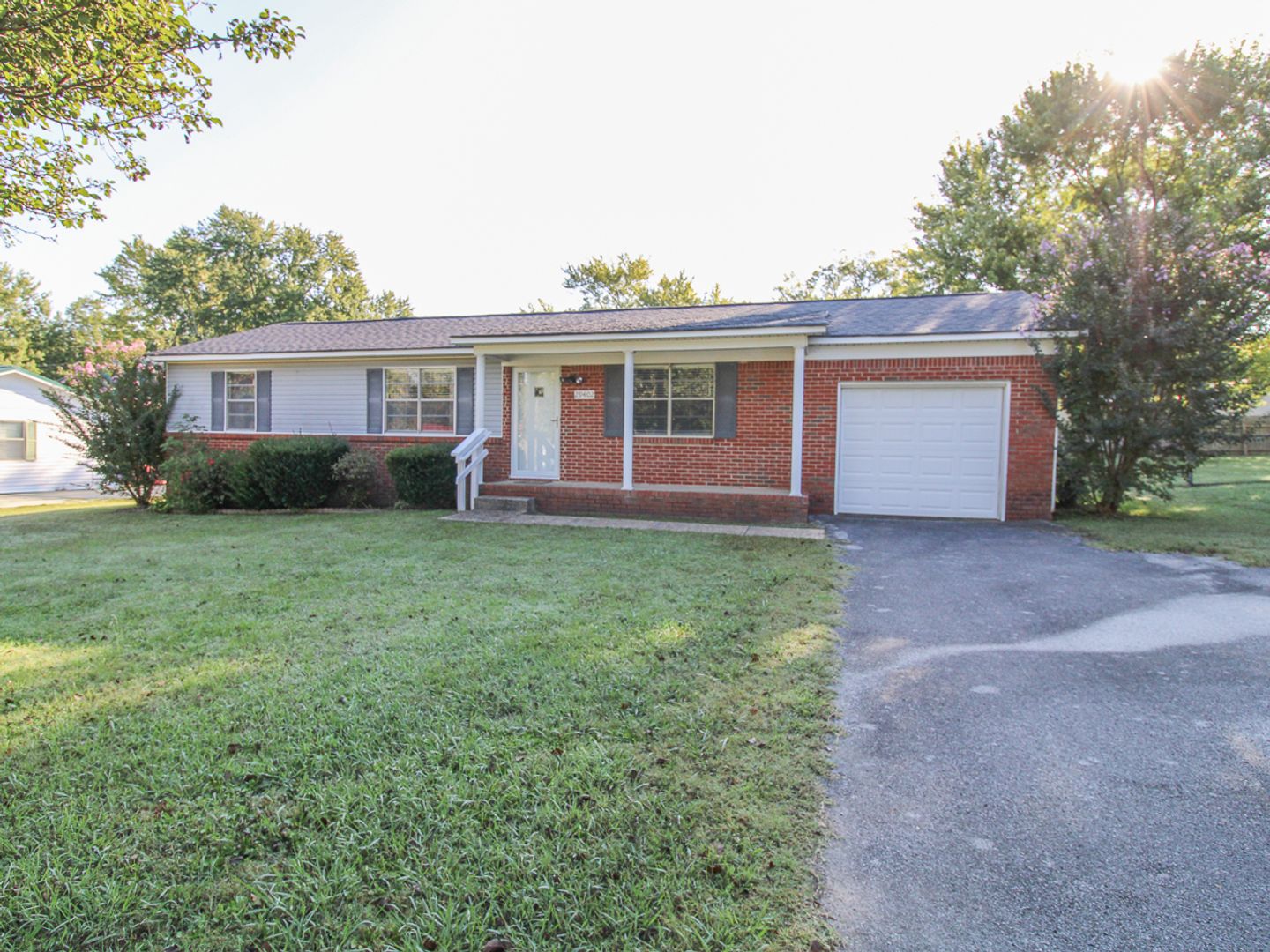 Ardmore House: 29402 8th Avenue