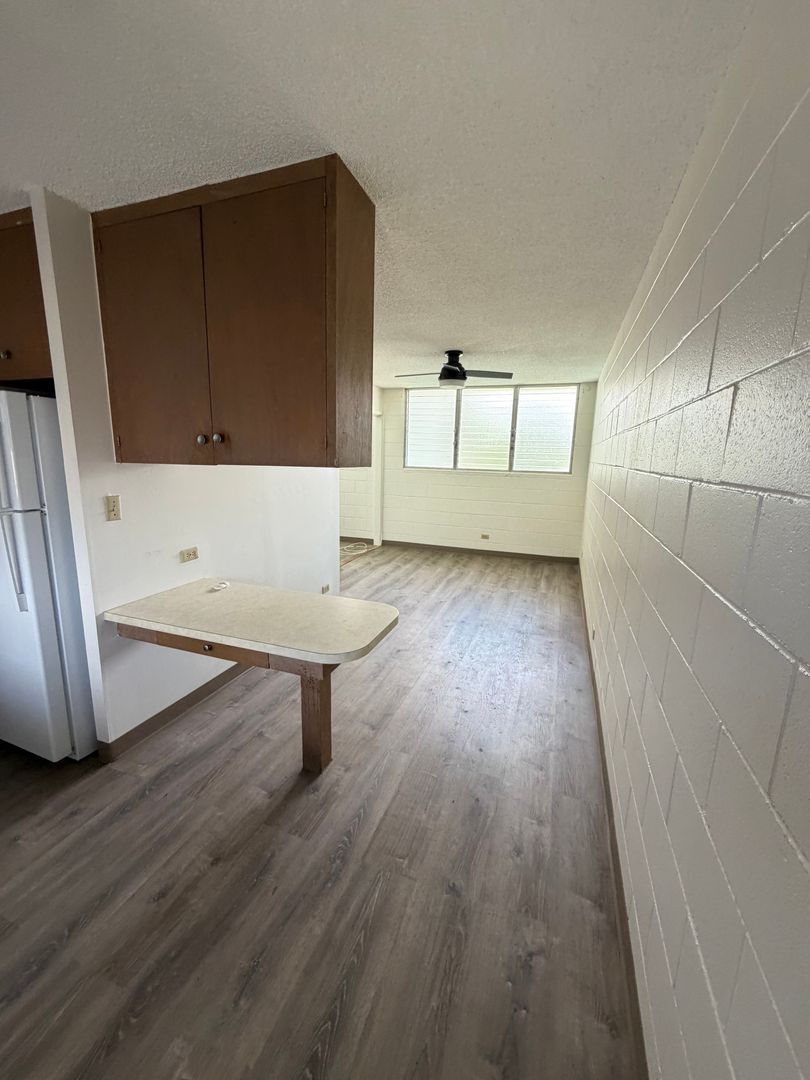 Honolulu Apartment: 1590 Thurston Ave. #201-408