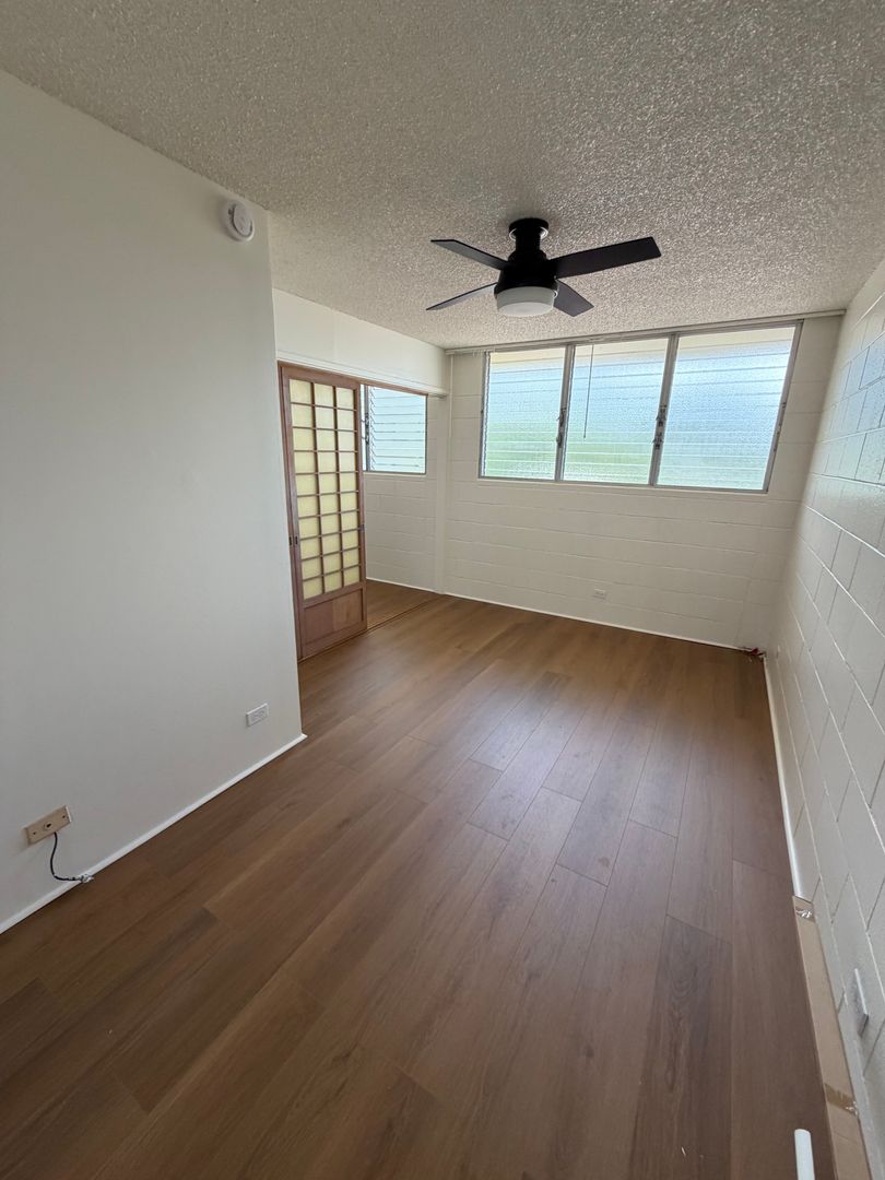 Honolulu Apartment: 1590 Thurston Ave. #201-408