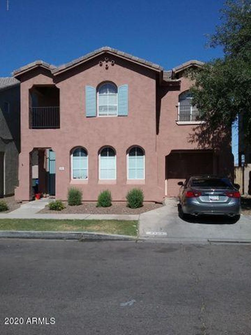 PHOENIX House: 4909 S. 15TH PLACE