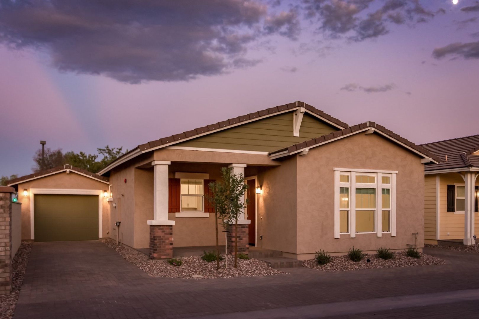 Gilbert Apartment: 1555 S. Val Vista Drive