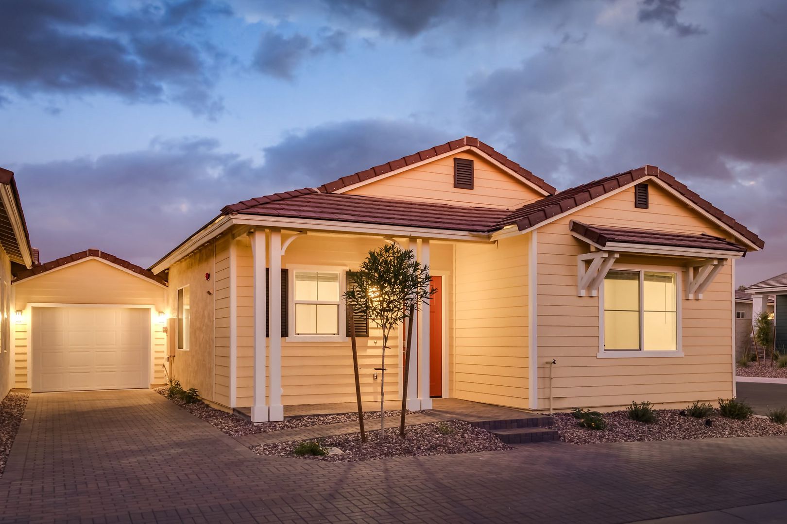 Chandler Apartment: 955 North Jackson Street