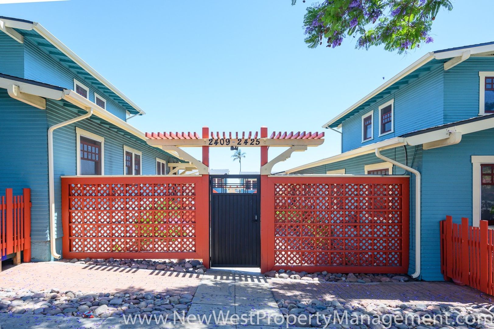 San Diego Apartment: 2419 Market St