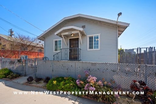 Charming Barrio Logan 2 Bedroom, Available Now! – photo 1