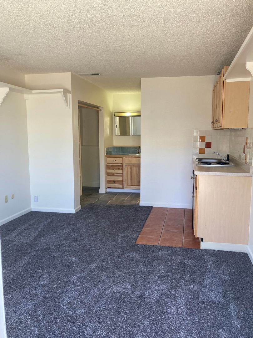 Boulder Apartment: 2295 Goss Circle E