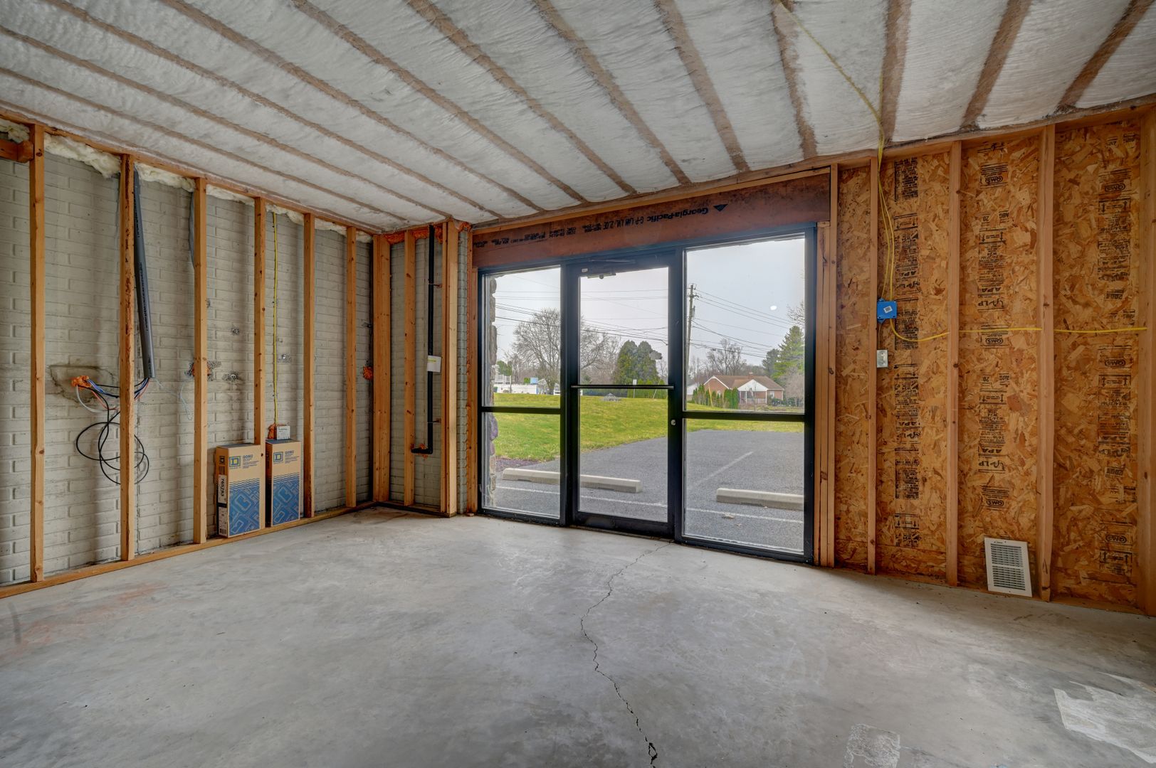 11001 Anthony Highway Storage Units, 3 Storage Units Available