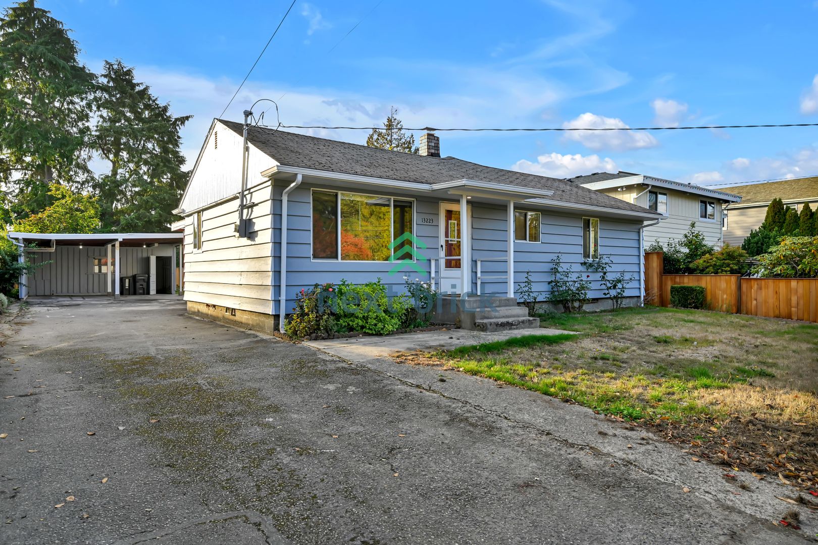 Burien House: 13223 4th Ave SW