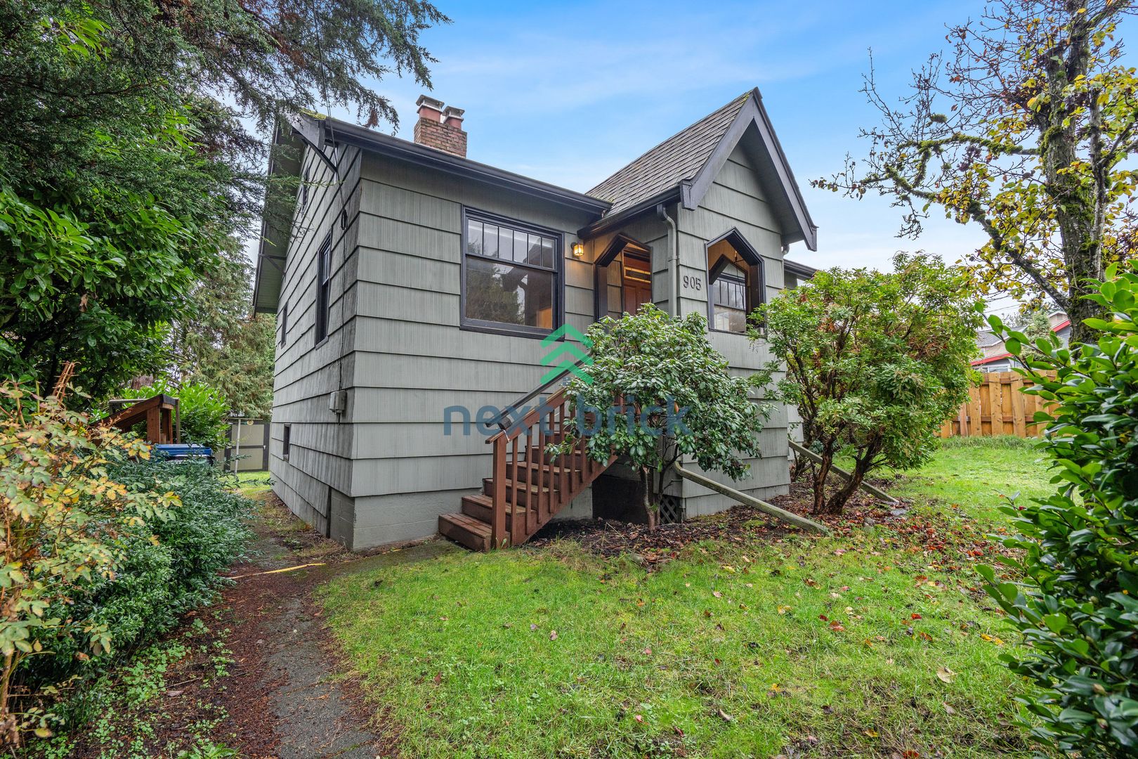 Seattle House: 905 North 103rd st,