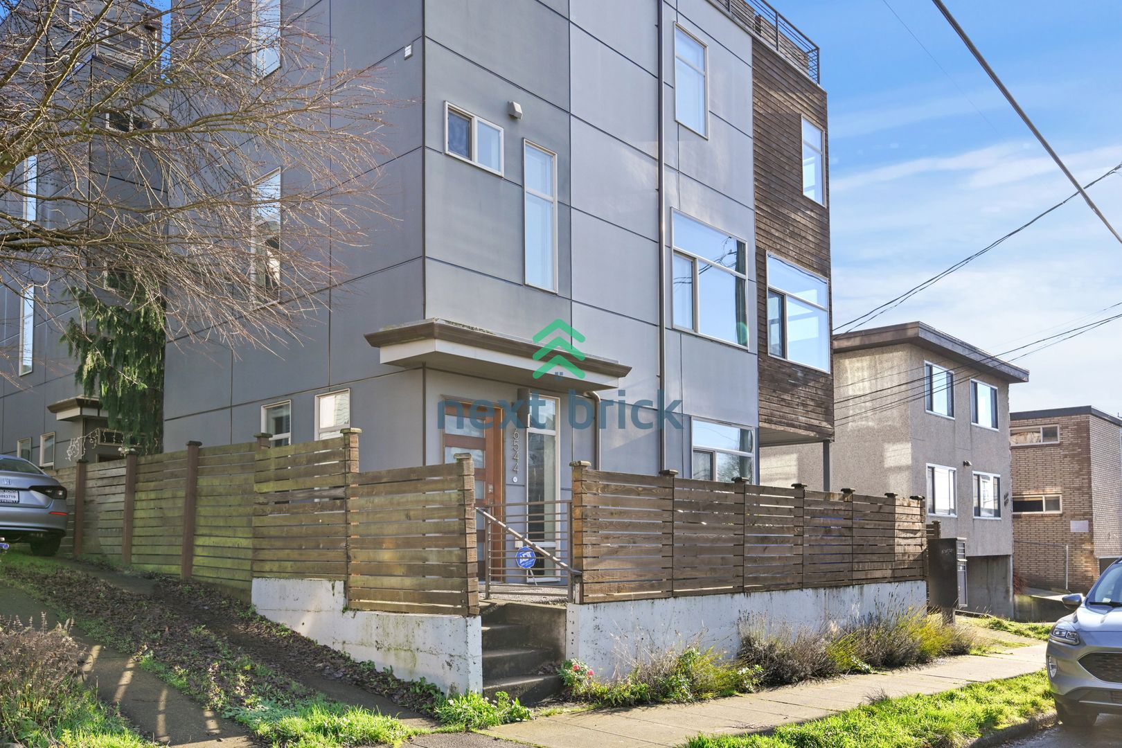 Seattle House: 6544 24th Ave NW