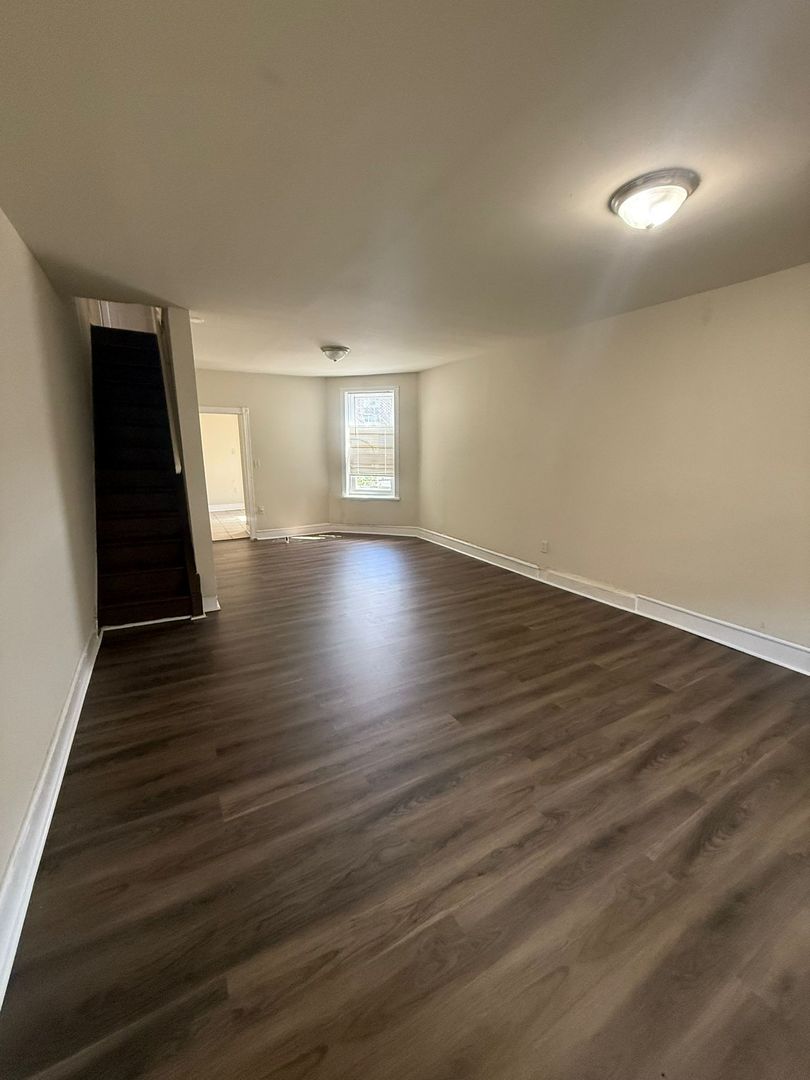 Philadelphia House: 5735 CHERRY ST