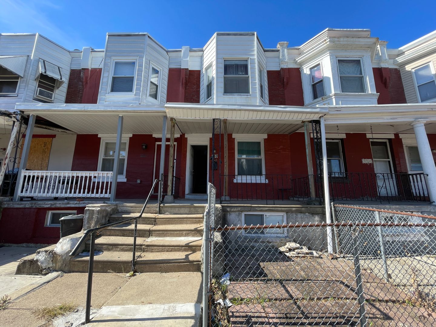 Philadelphia House: 162 N ROBINSON