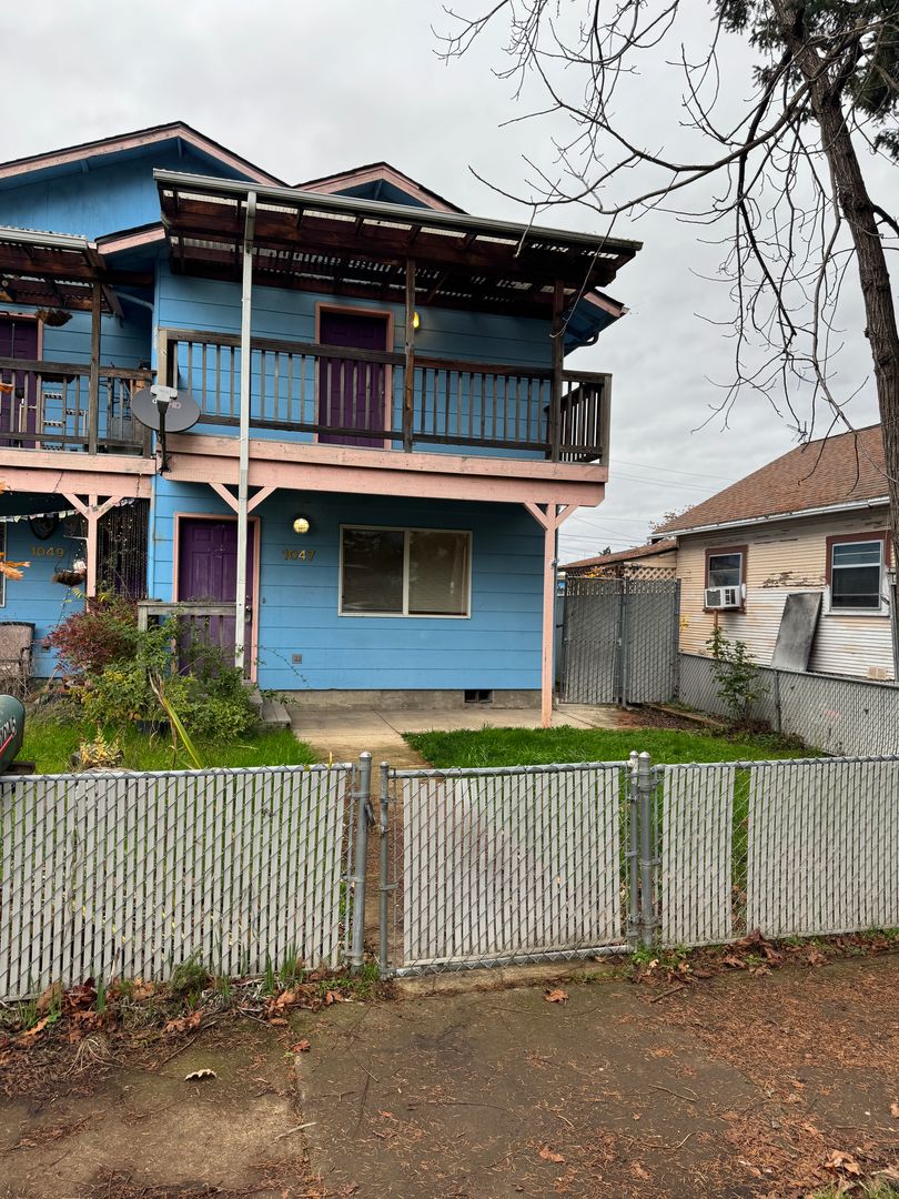 Eugene House: 1047 W 3rd Ave