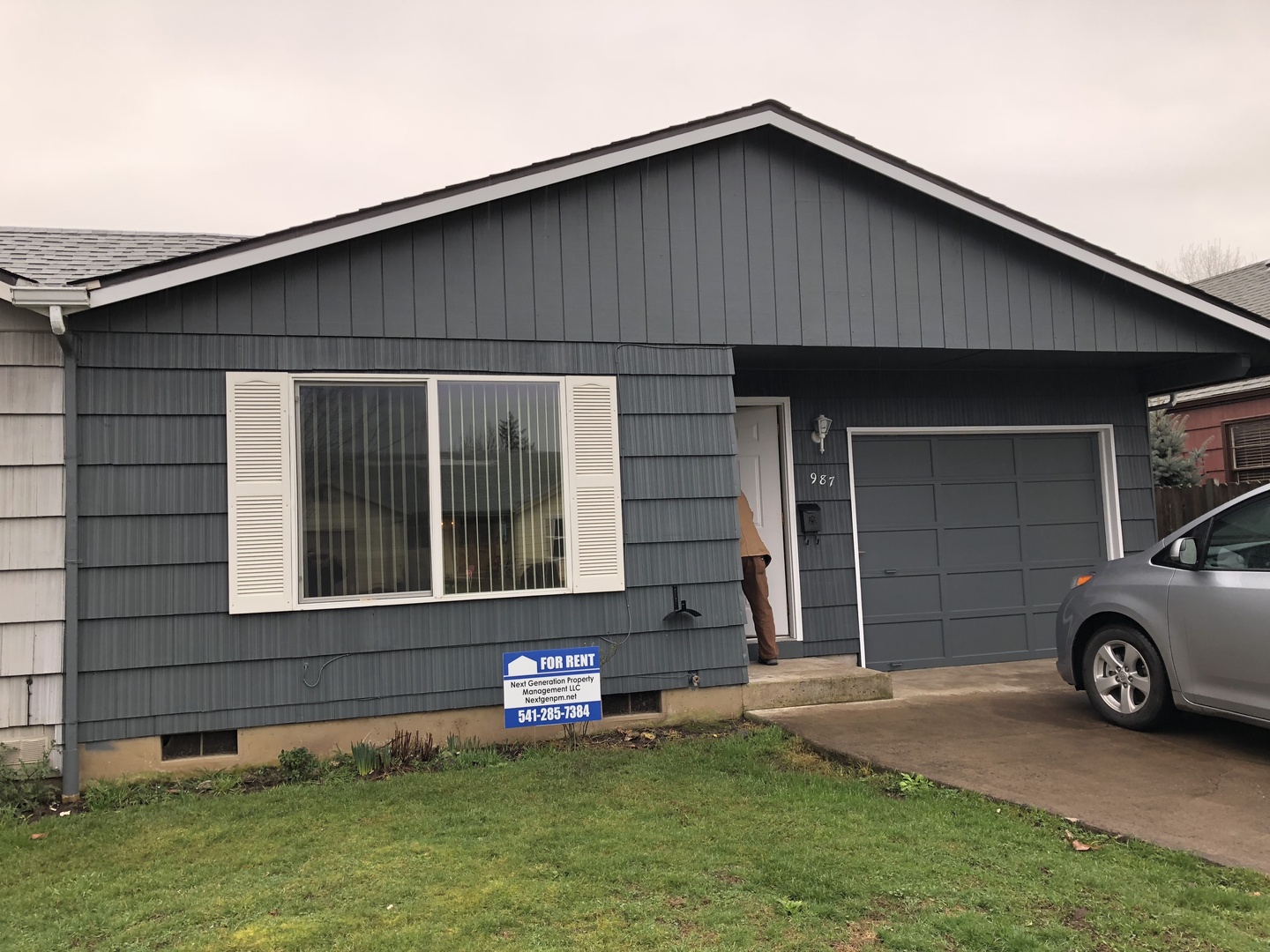 Springfield House: 987 'L' St.