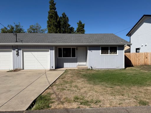 Updated 2-bedroom 1 bath duplex in Thurston! – photo 1