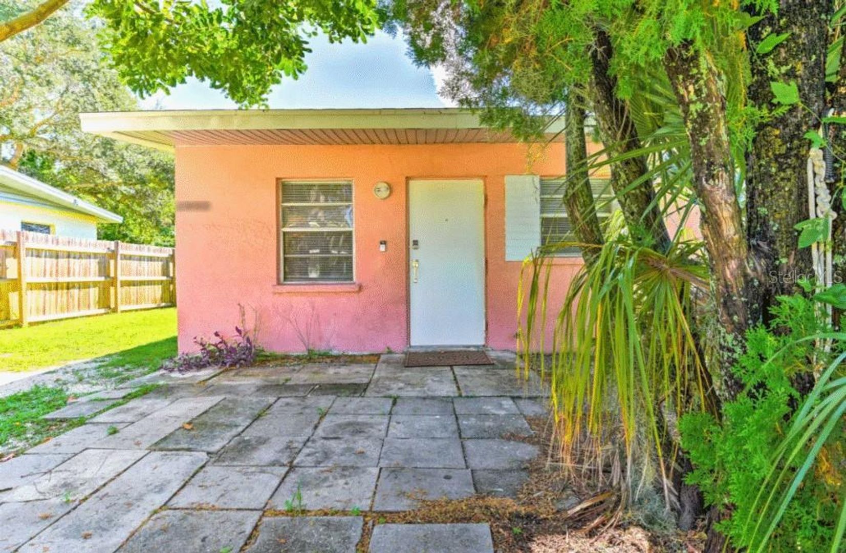 Sarasota House: 2908 N Orange Avenue