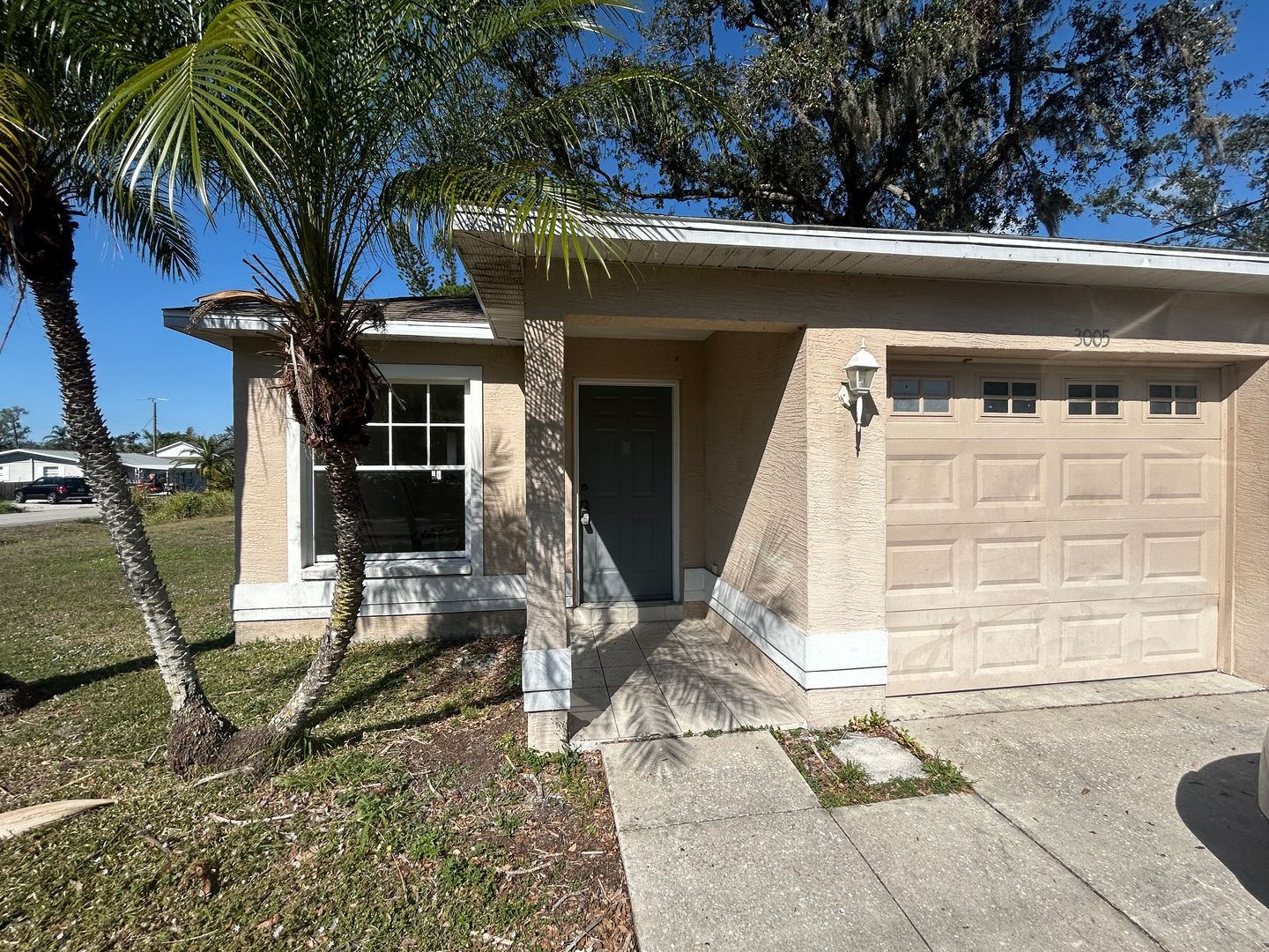 Sarasota House: 3005 Hillview Street