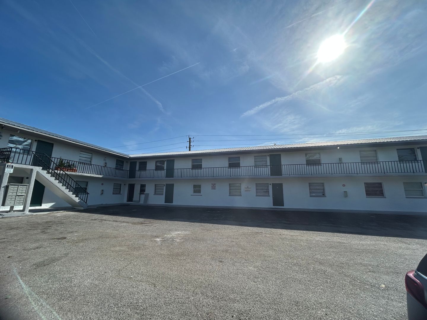 Sarasota Apartment: 2700 Palmadelia Avenue