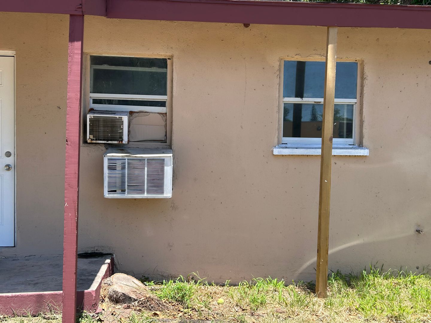 Sarasota Apartment: 1587 20th Street