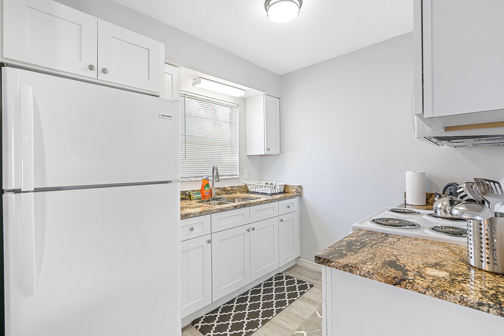 Tampa Apartment: 13104 Leisurewood Pl