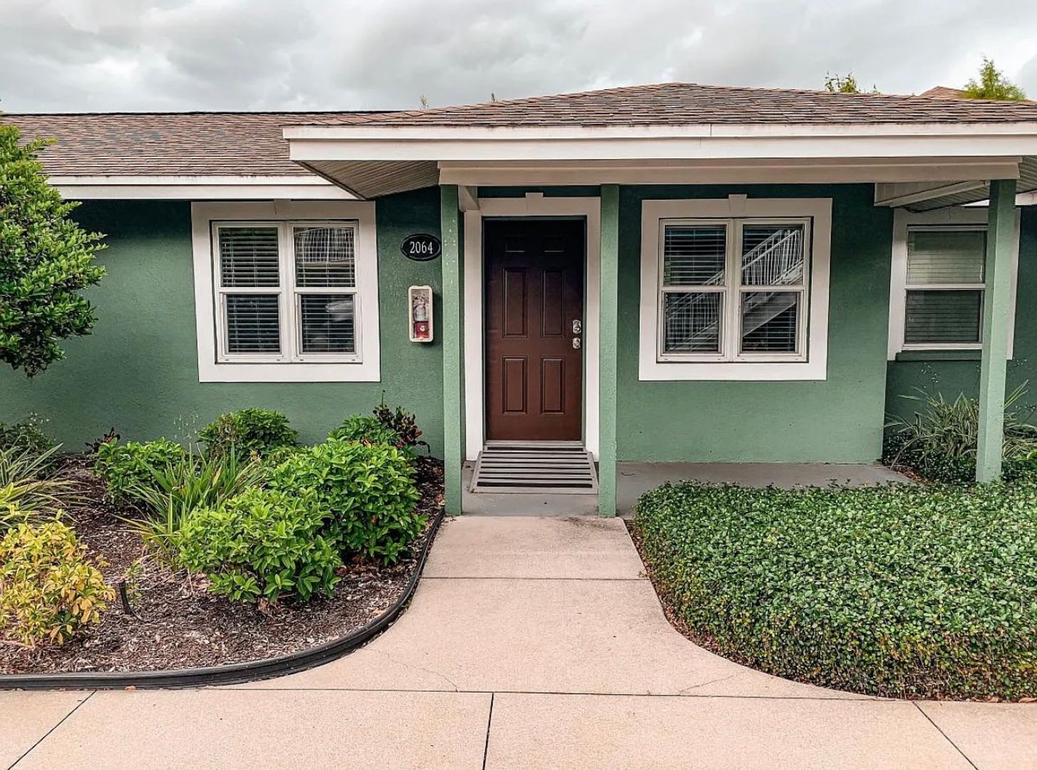 Sarasota Apartment: 2064 Arlington St