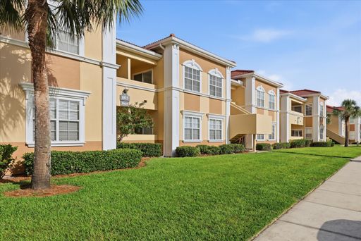 LIGHT, BRIGHT AND SPACIOUS 1 BEDROOM 1 BATHROOM 2ND FLOOR CONDO LOCATED IN THE HIGHLY SOUGHT AFTER VILLAGIO CONDOMINIUMS COMMUNITY. – photo 1
