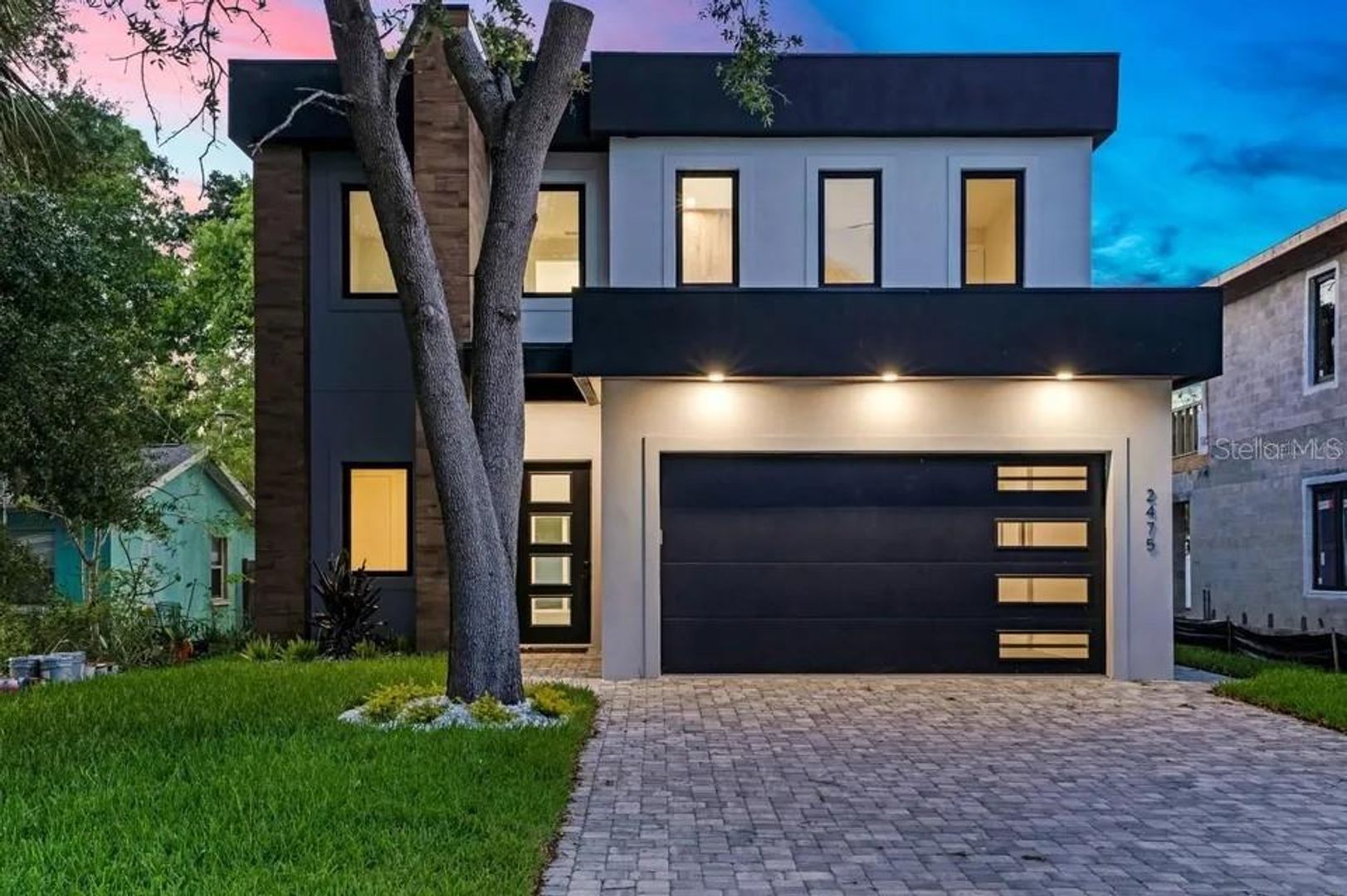 Sarasota House: 2475 Bay Street