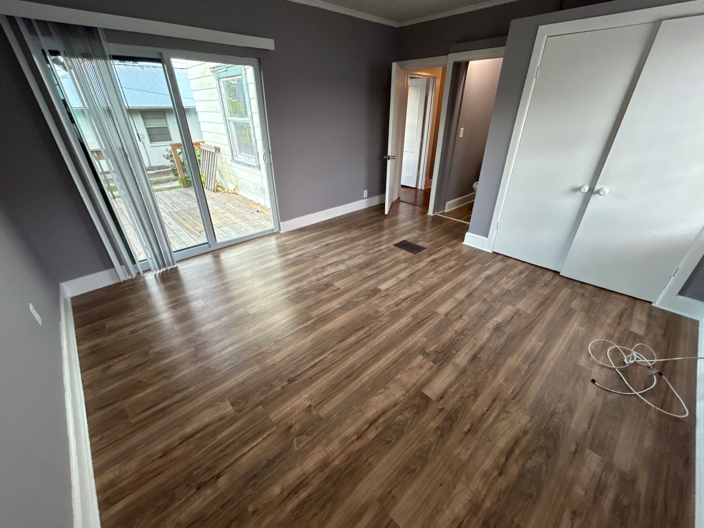 Palmetto Apartment: 620 5th Ave W