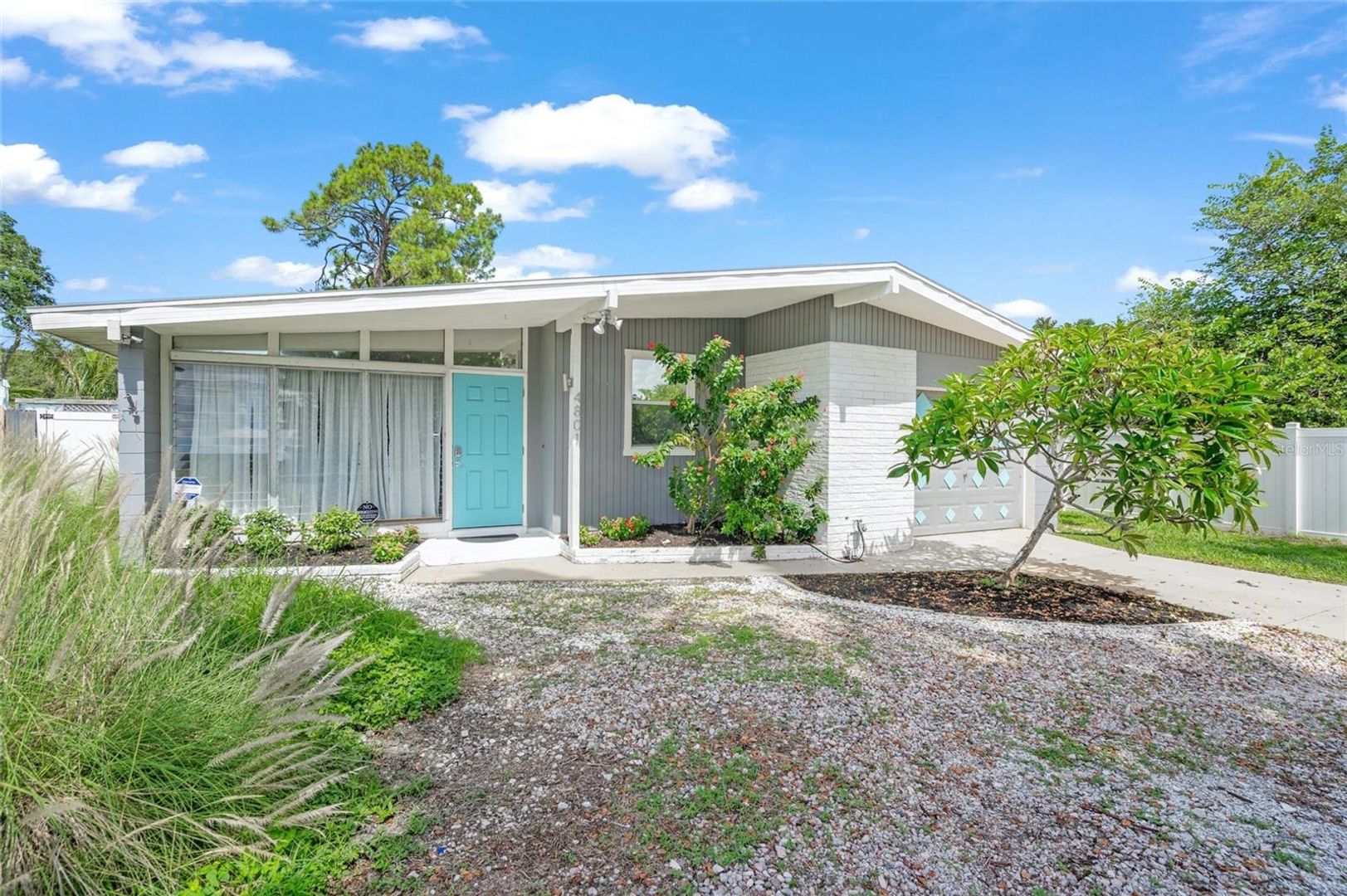 Sarasota House: 4801 Sarasota Ave