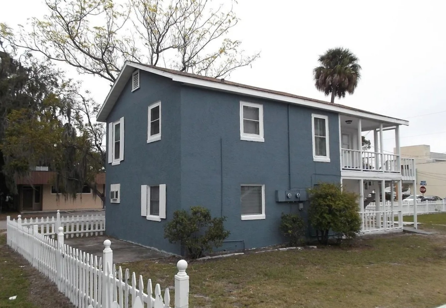 Palmetto Apartment: 607 6th St W